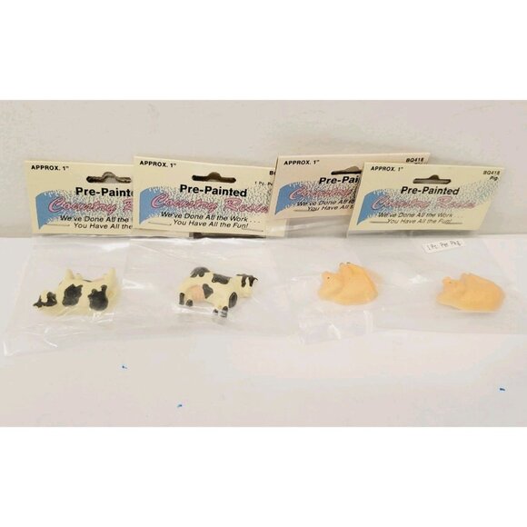 4 Vtg Mini Country Resin Wangs Int. Pre-Painted Farm Animals Pigs Cows Dollhouse - Picture 1 of 6